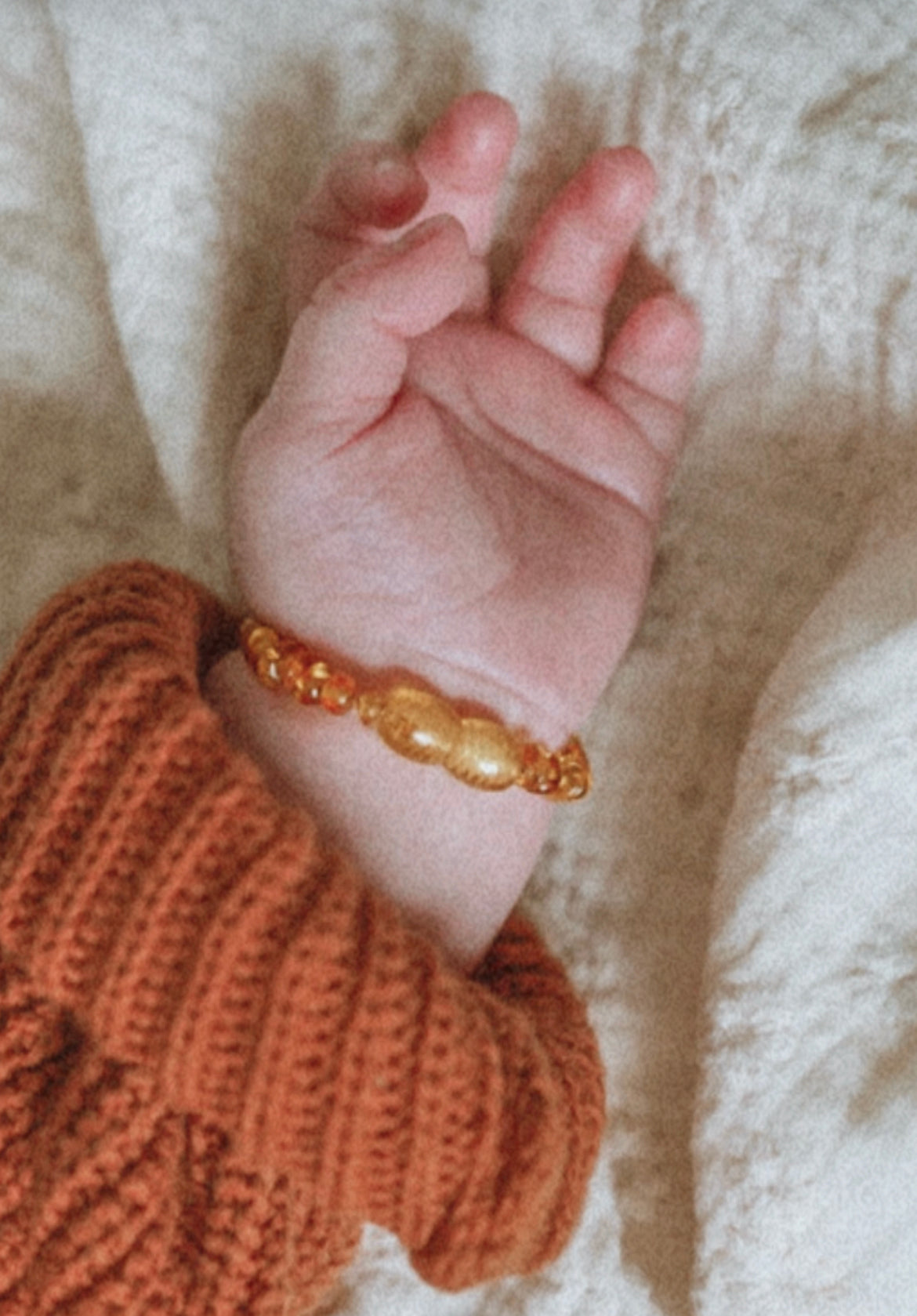 Barnsteenarmband honing glans